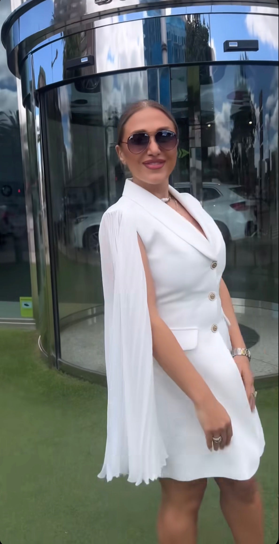 Vestido blanco estilo traje