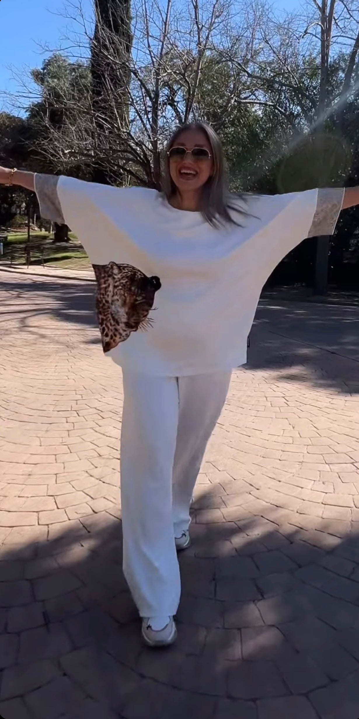 Conjunto Oversize piedras tigre