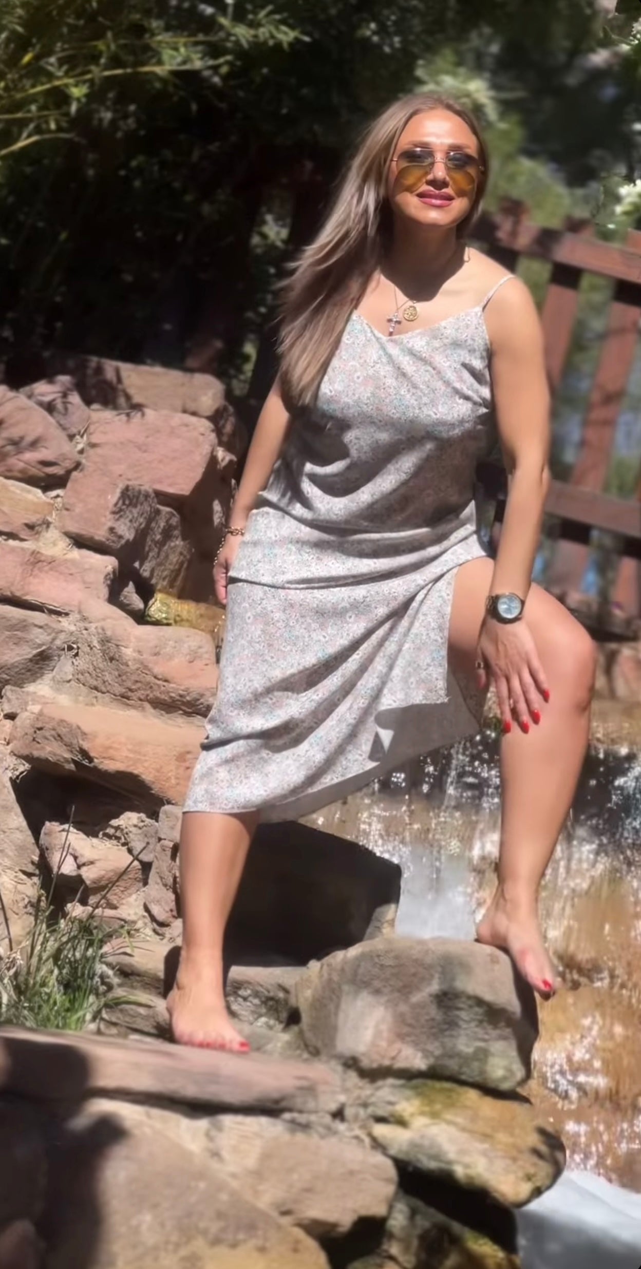 Vestido lencero floral con camisa