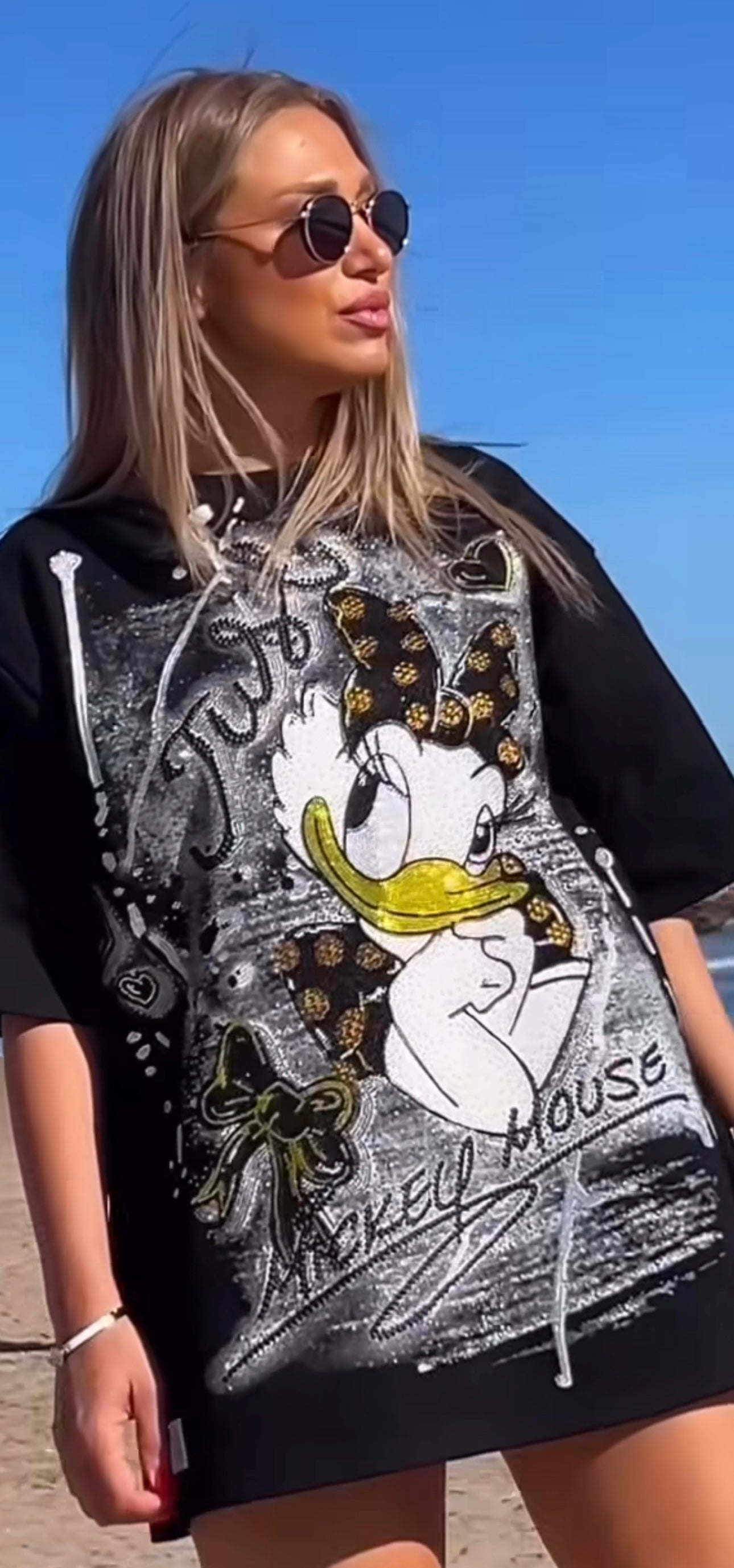 Camiseta Oversize “Daisy”