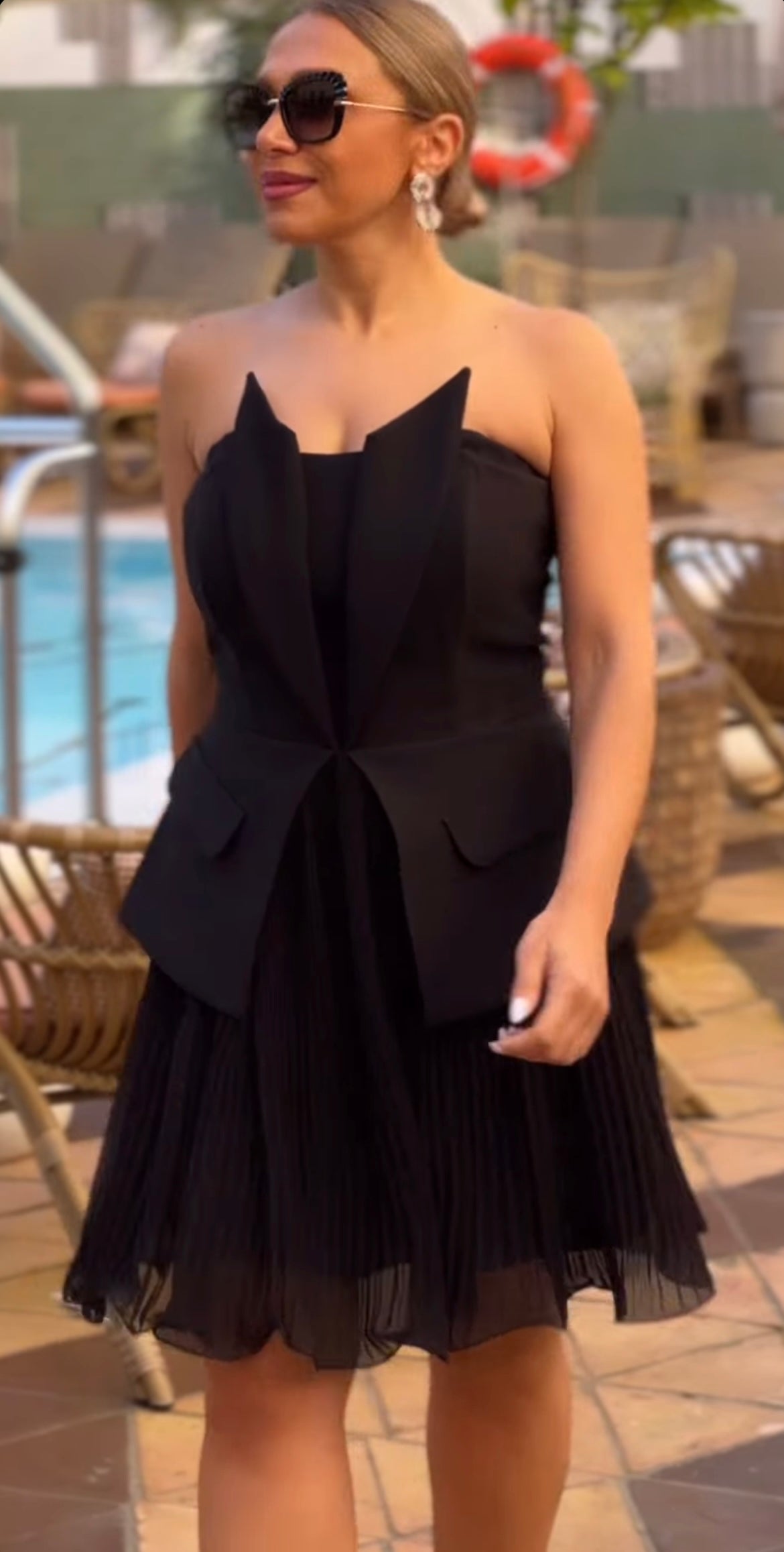 Vestido elegante con cinturón