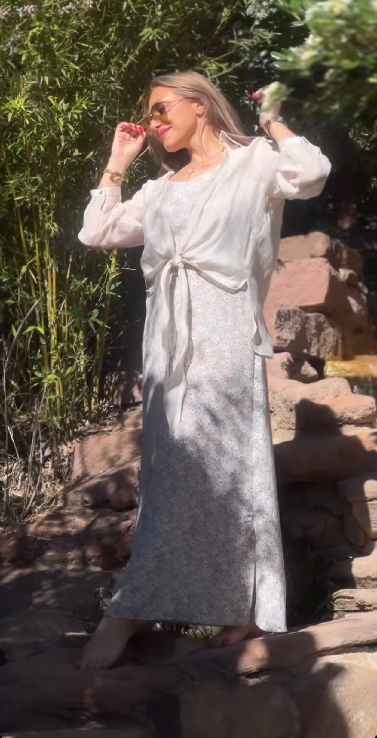 Vestido lencero floral con camisa