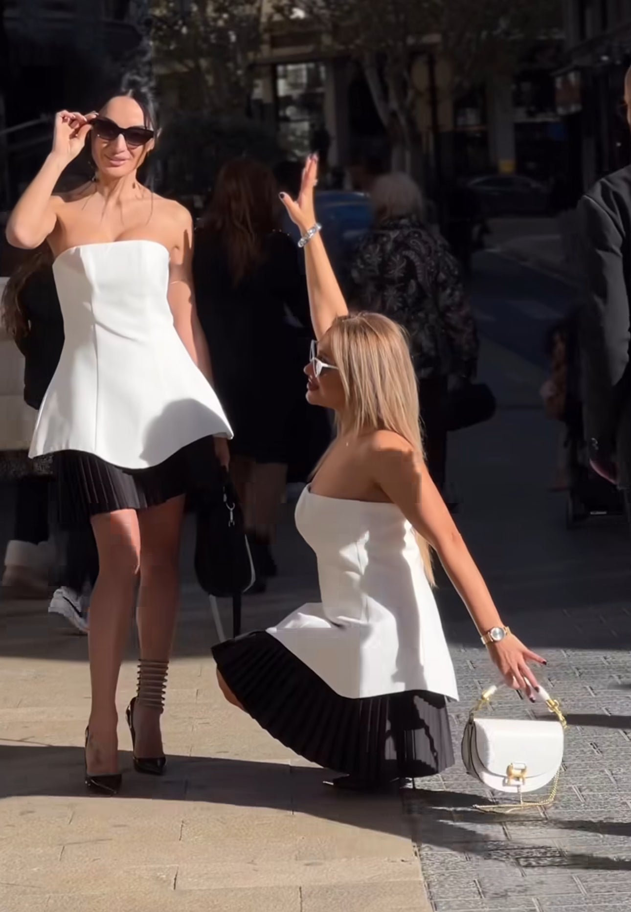 Vestido elegante bicolor