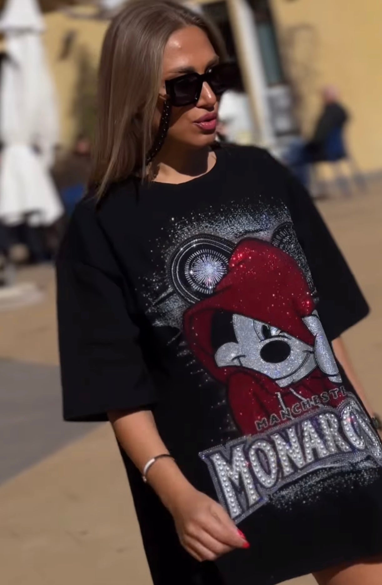 Camiseta Oversize Mickey Mouse “Monarchs”