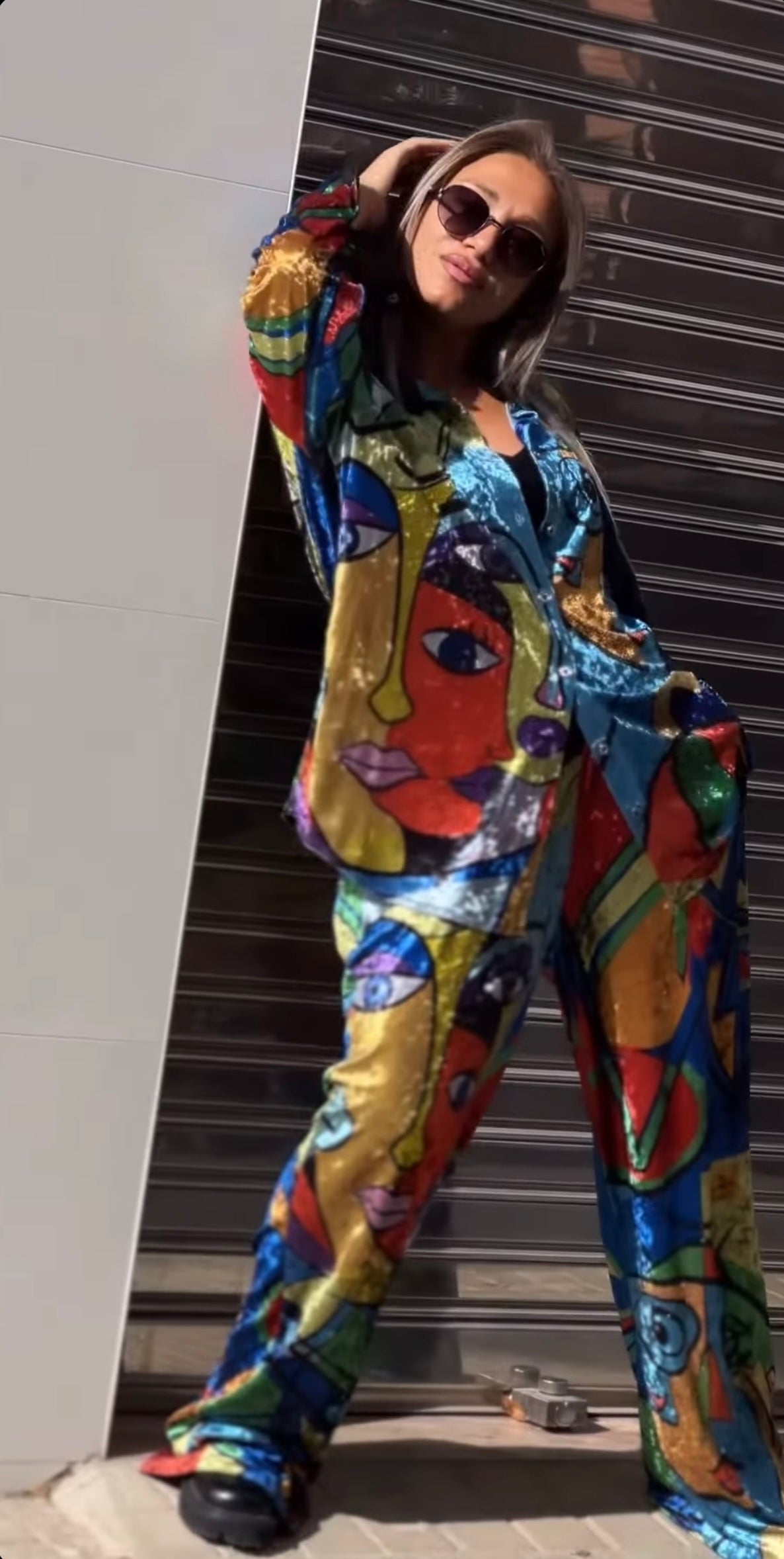 Pantalón colorido con goma