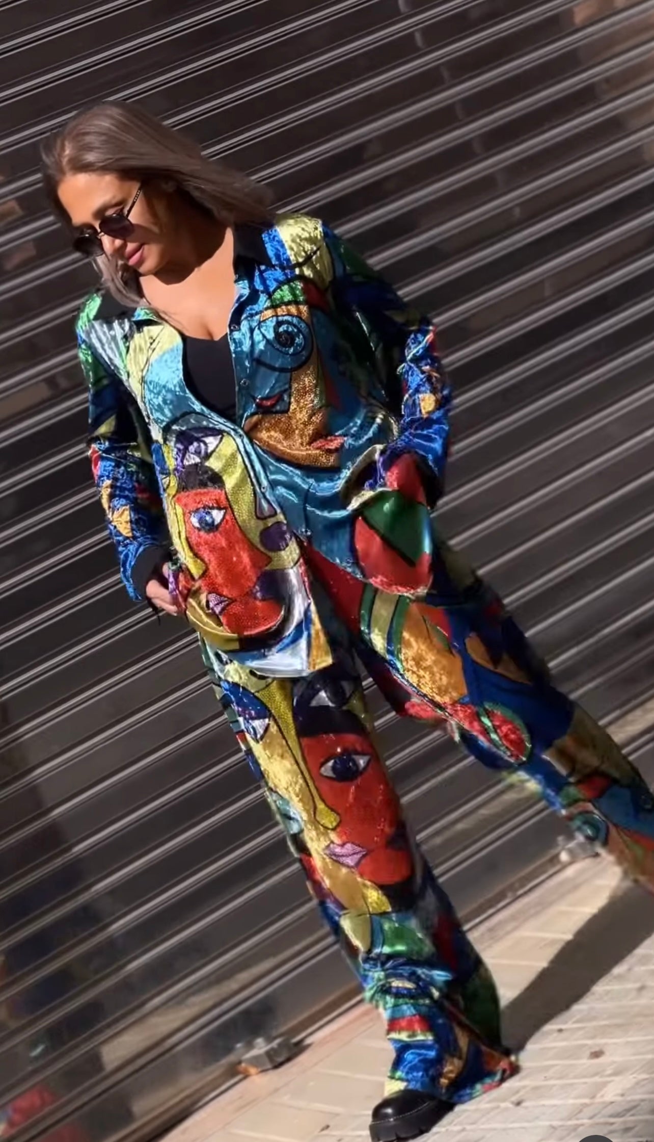 Pantalón colorido con goma
